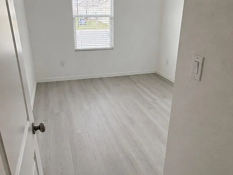 2324 Dust Devil Dr — Photo 13