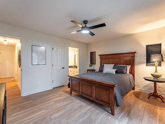 5th image of 41 Walter Dr
