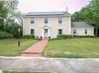 202 W Maple St, Clinton, SC 29325