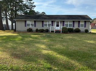 31426 Curratuck Rd, Painter, VA 23420