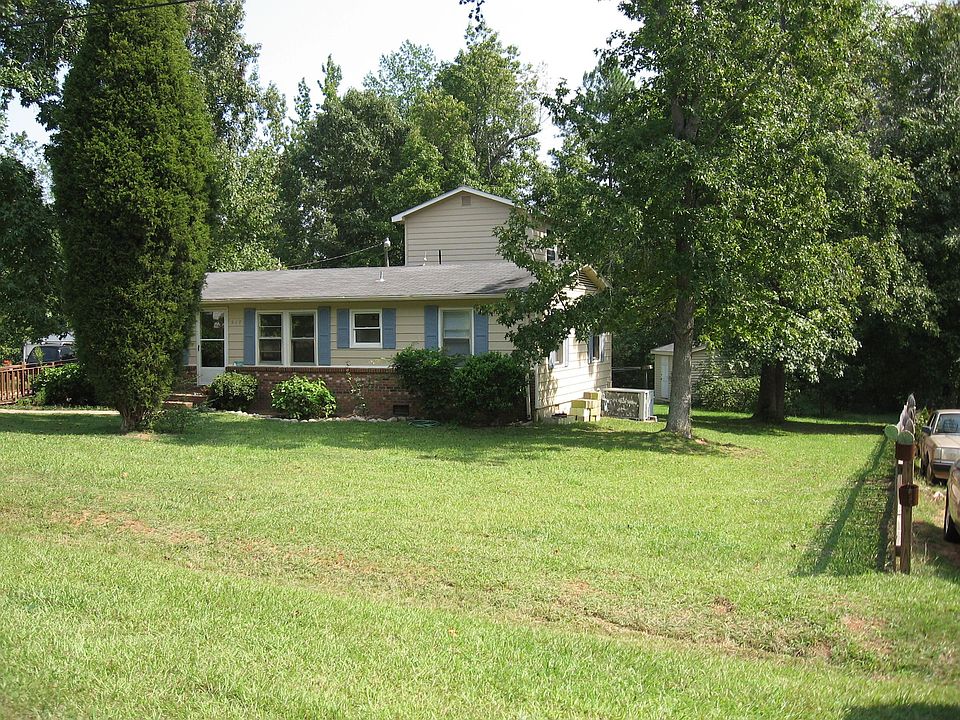 217 Holly Acres Road