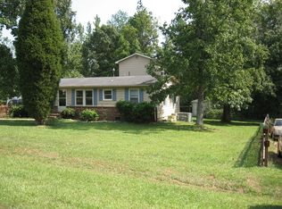 217 Holly Acres Rd, Holly Springs, NC 27540