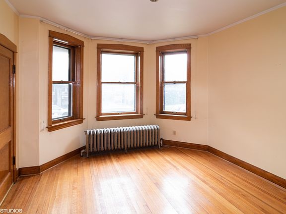 2nd image of 2228 S 58th Ct