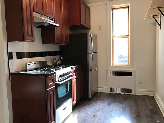 2nd image of 751 Saint Marks Ave APT A4