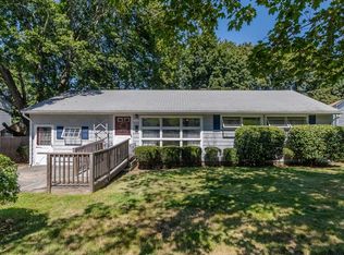 163 Ravenswood Rd, Waltham, MA 02453