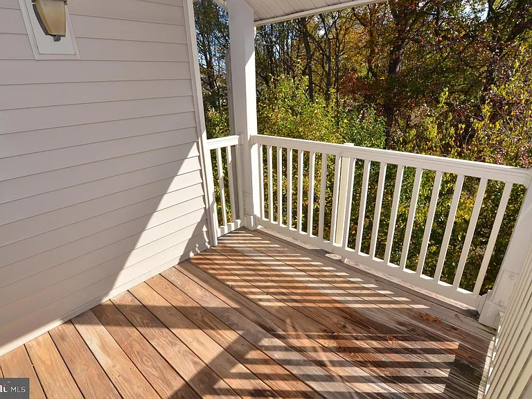 1793 Jonathan Way #L — Photo 29