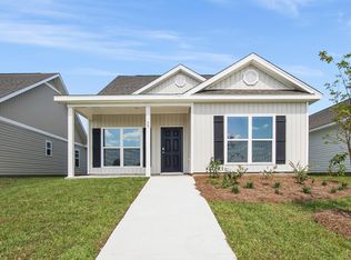 73 Huckleberry St, Freeport, FL 32439