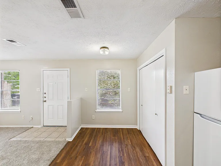 3329 Longleaf Cir — Photo 5