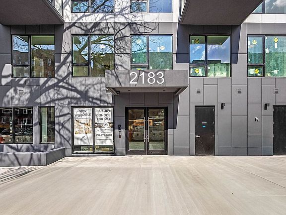 4th image of 2183 Ocean Ave #1A
