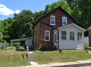 126 Stoltz St, Dubuque, IA 52001
