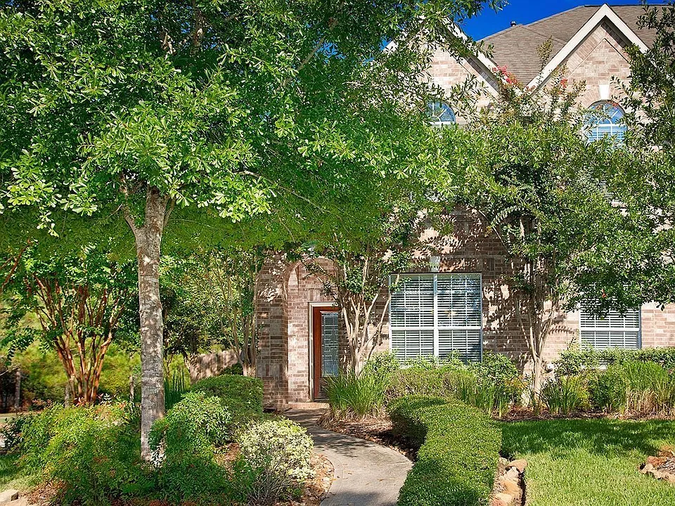 3 Pine Needle Pl