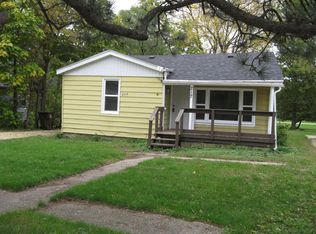 217 S Moore St, South Beloit, IL 61080