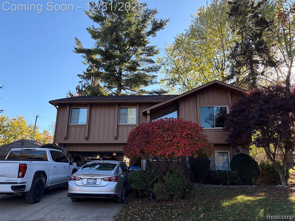 1st image of 5119 Cohoctah Pl