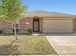 2417 Rosharon Dr, Forney, TX 75126