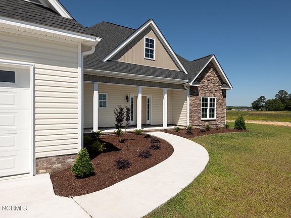 3rd image of 1017 Finn Court