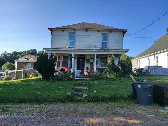 2nd image of 11 Cherry St