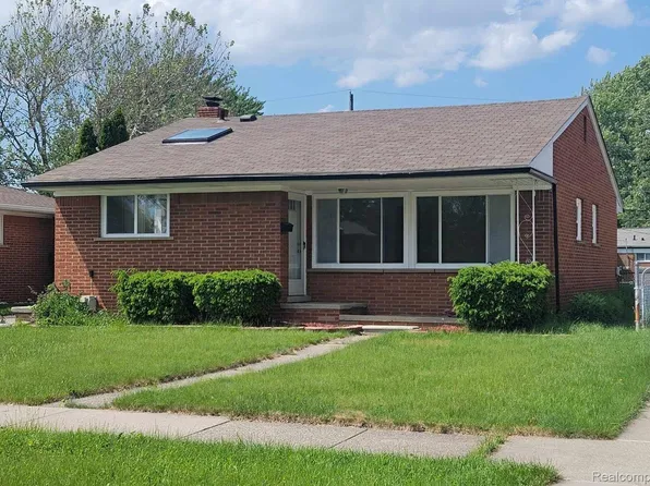 8363 Francine St, Warren, MI 48093