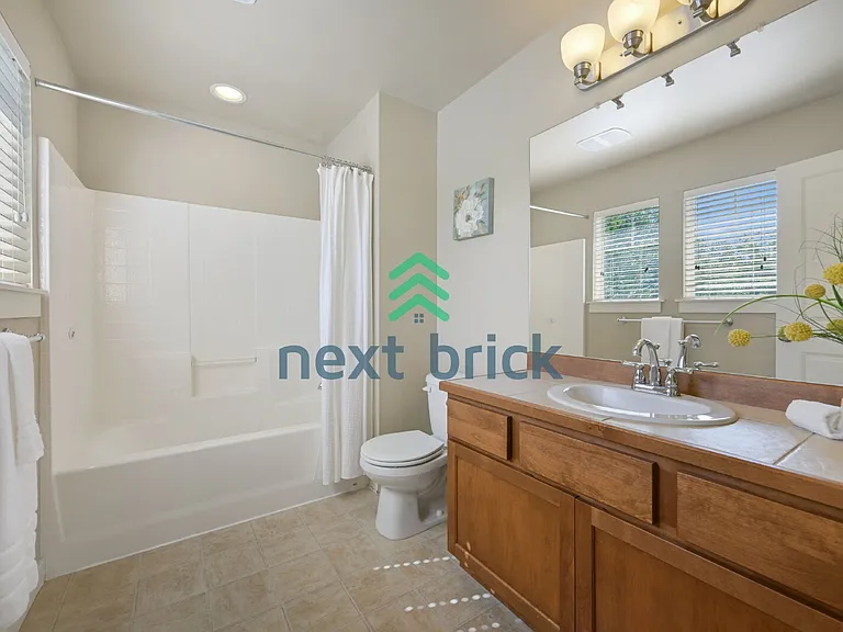 8627 Swenson Dr SE — Photo 21