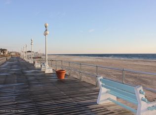520 3rd Ave, Avon By The Sea, NJ 07717