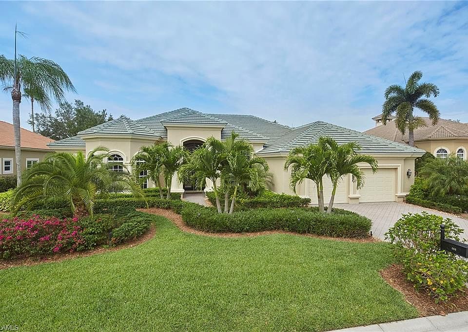 408 Terracina Way, Naples, FL 34119