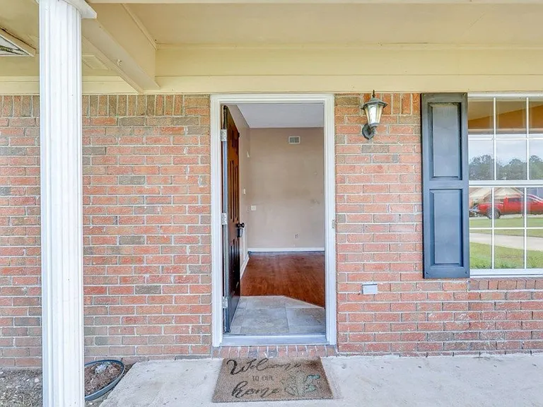 772 Melissa Dr — Photo 5