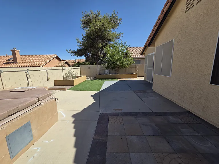 1904 Betsy Ross Dr — Photo 9