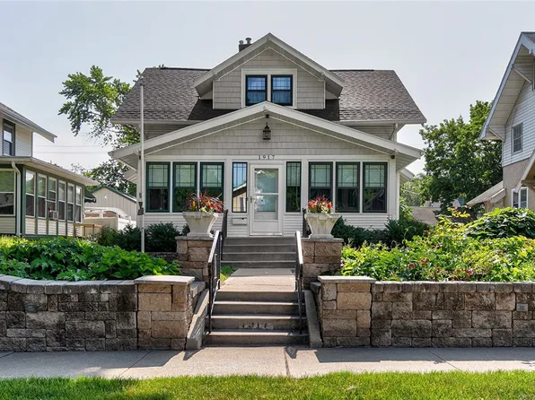 1917 E 12th St, Des Moines, IA 50316