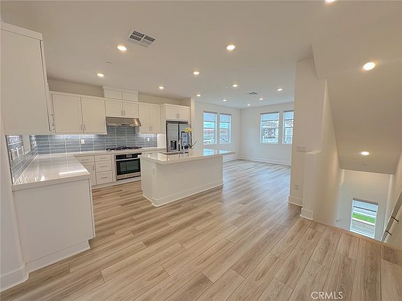 5th image of 31682 Williams Way