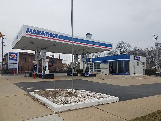 1st image of 1706 W Northwest Hwy
