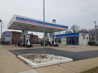 1706 W Northwest Hwy, Arlington Heights, IL 60004