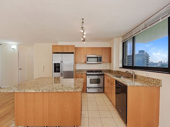 3rd image of 2287 Johnson Ave APT 11F