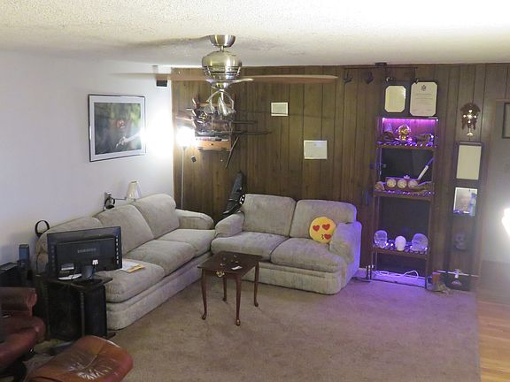 Living Room looking North