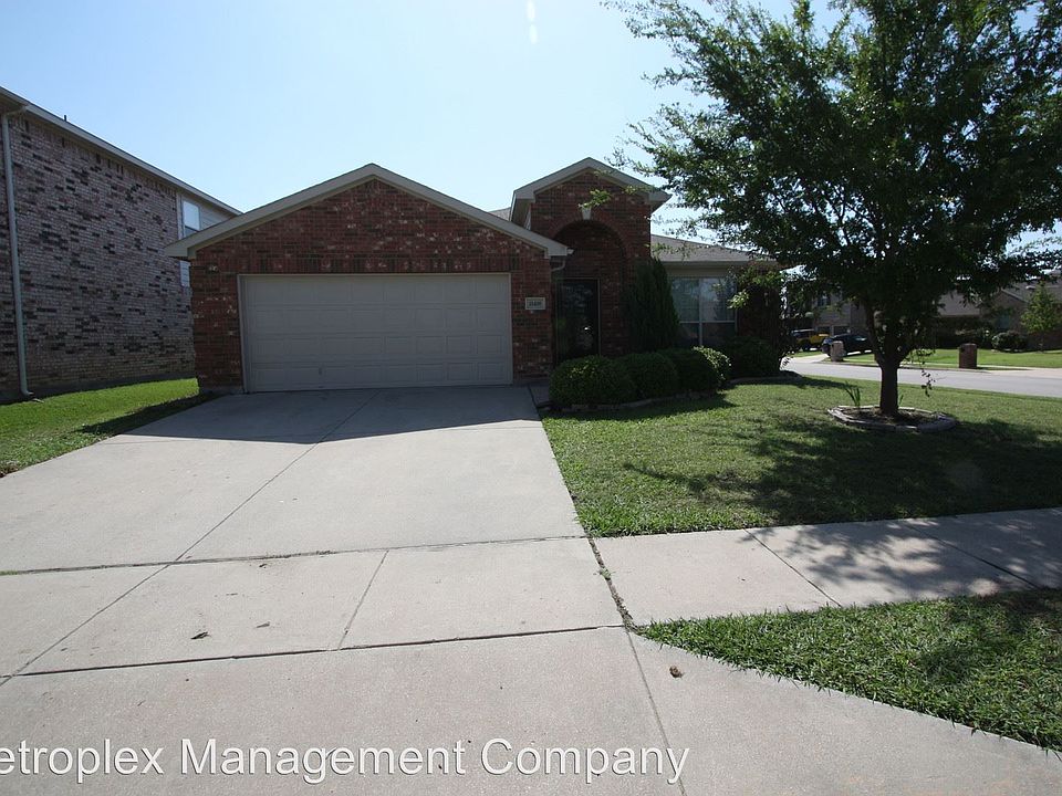 1st image of 10400 Hideaway Trl