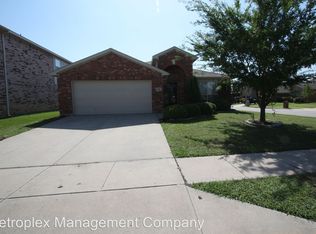 10400 Hideaway Trl, Fort Worth, TX 76131