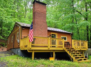 10894 Gilbert Rd, Chambersburg, PA 17202