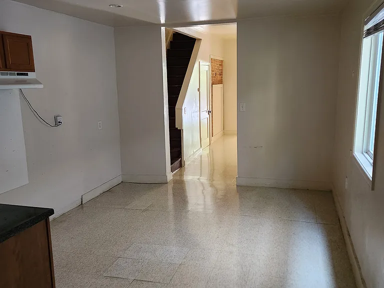 140 S Penn St — Photo 16