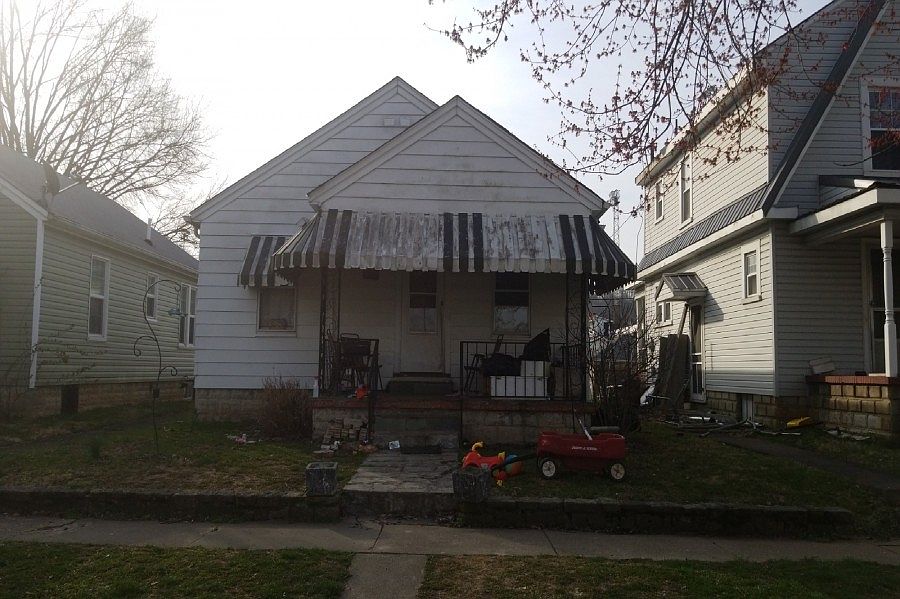 1st image of 116 5th Ave