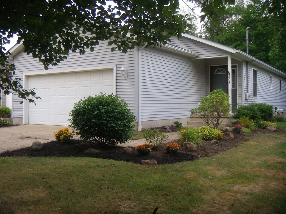 1st image of 305 Waverly Ave
