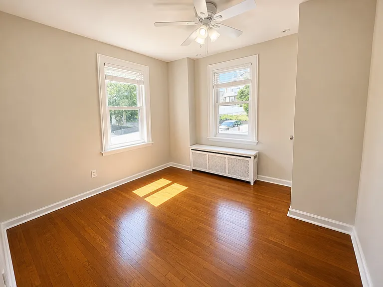 38 W Rambo St — Photo 12