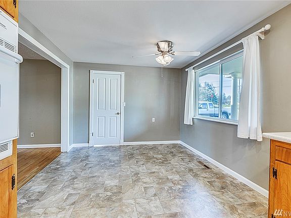 4th image of 4309 80th Ave W
