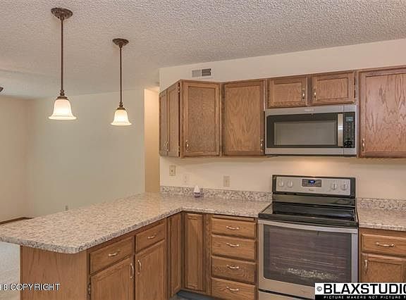 3rd image of 2712 Natalie Ave