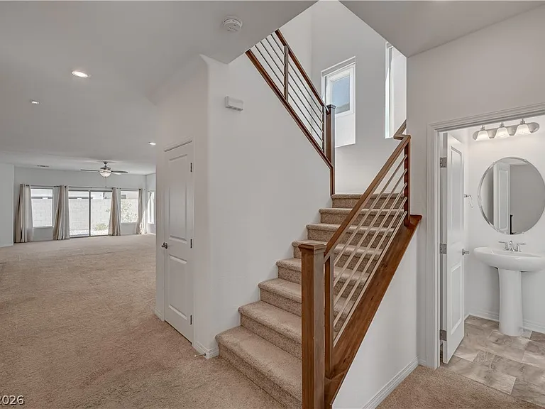 630 Great River Ave — Photo 6