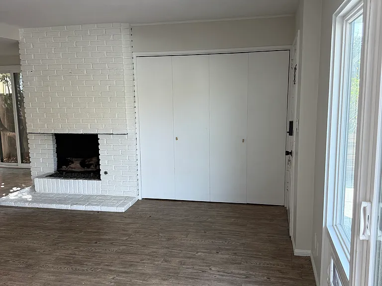 218 Garnet Ave — Photo 4