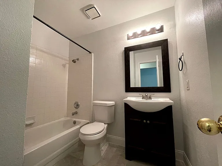 3822 Newland Dr — Photo 12