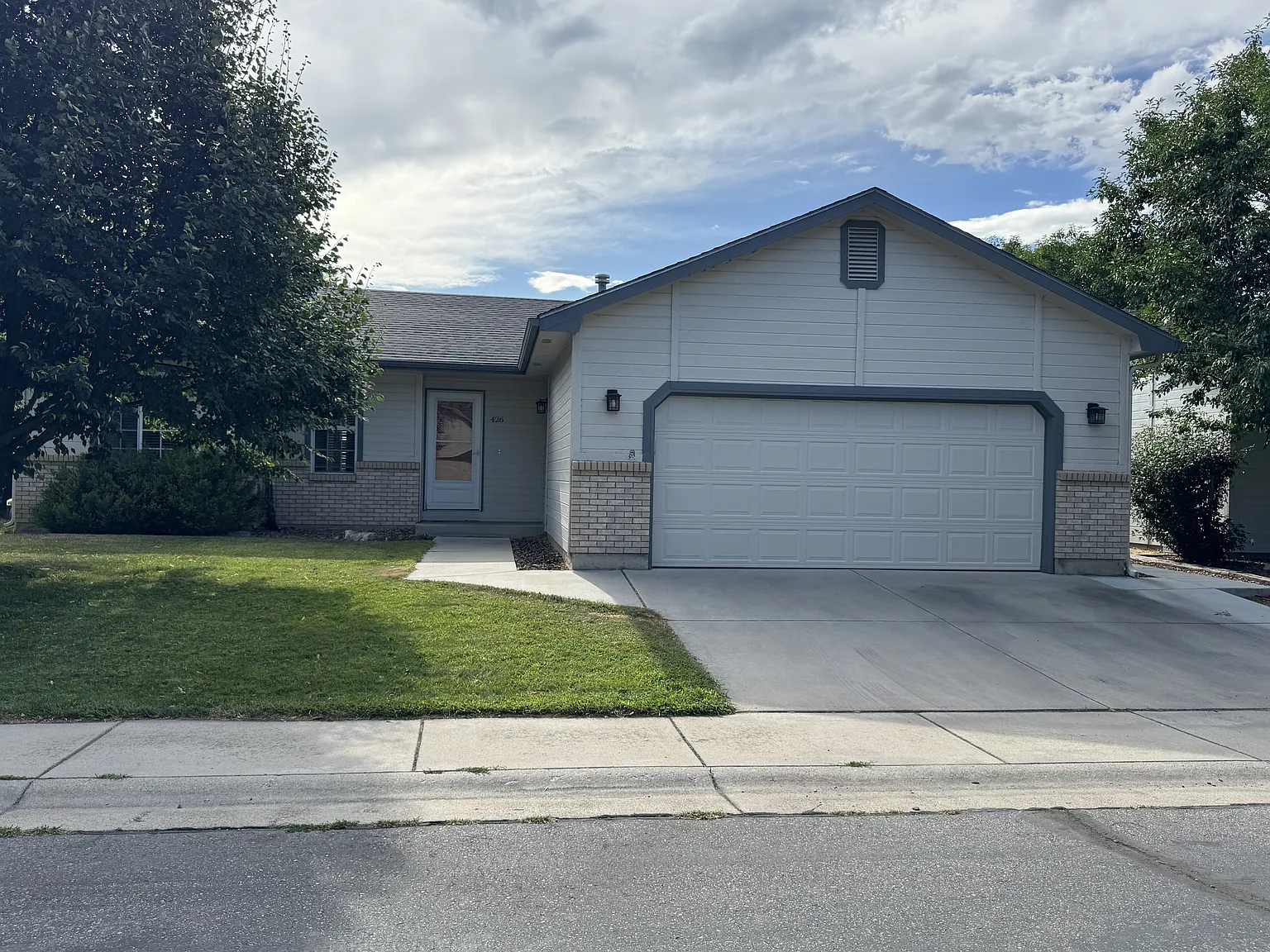 426 West Arizona Lane - 1 — Photo 1