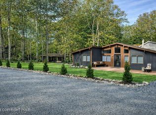 251 Scenic Dr, East Stroudsburg, PA