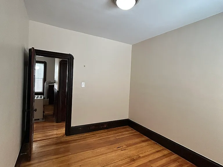 345 Earle St #2 — Photo 6