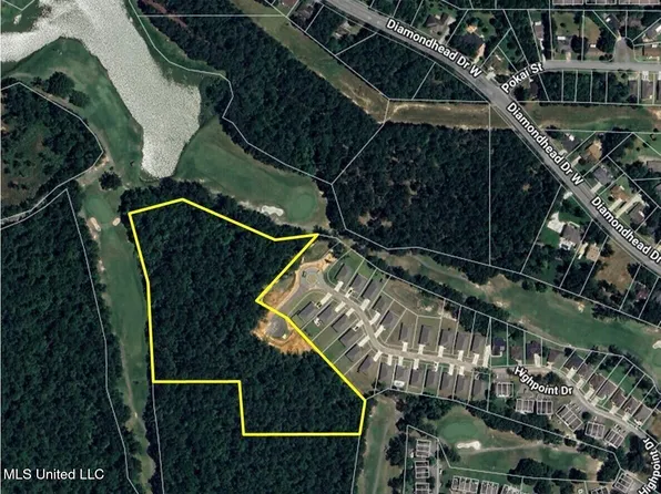 O'Highpoint Dr, Diamondhead, MS 39525