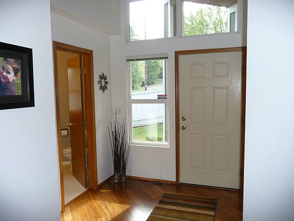 3rd image of 20612 Staffordshire Ln