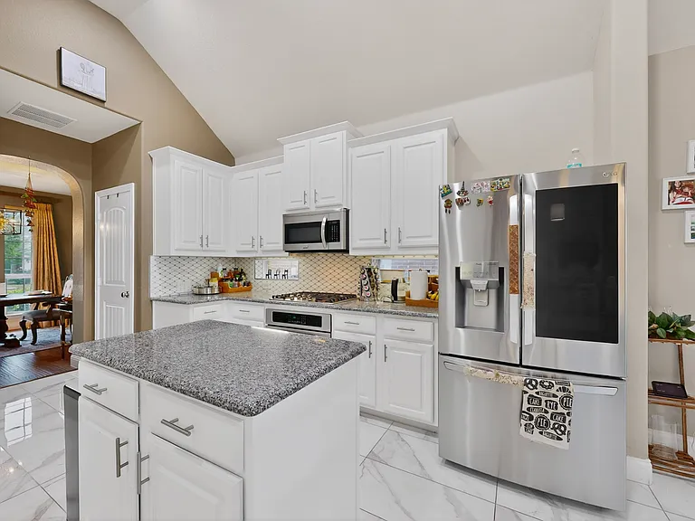 2345 Fountain Gate Dr — Photo 10